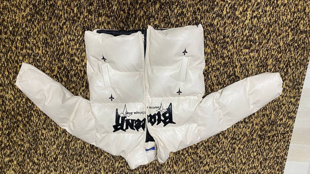 Куртка белая, зимная