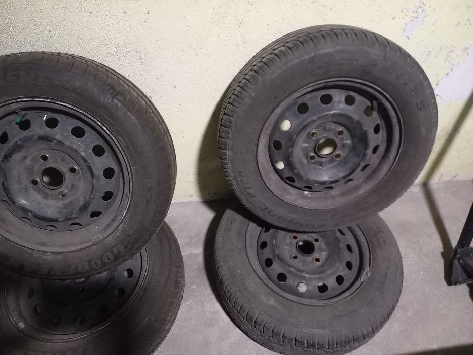 Летни Гуми на джанти 14цола от Мазда 323-