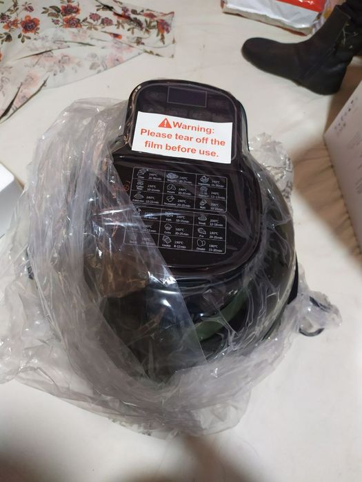 Продам мультиварку Avreology состояние новое