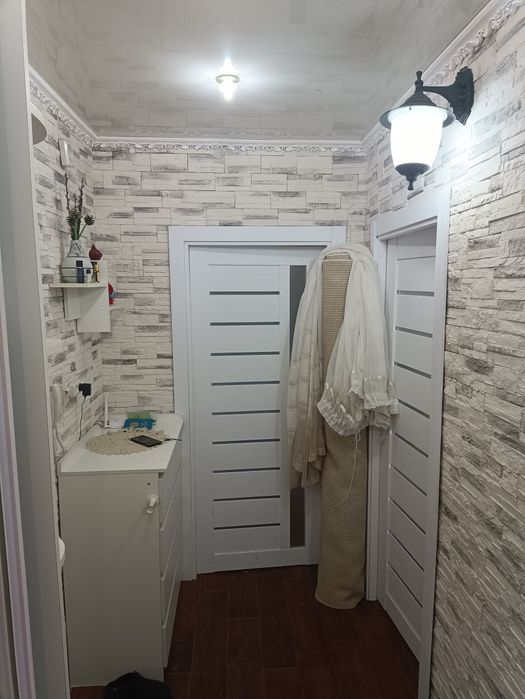 Продам 2-х  комнатную квартиру