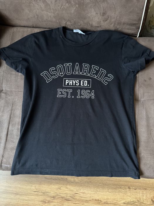 Тениски:Polo и Dsquared2