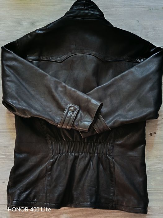 Geacă piele stare excelentă.