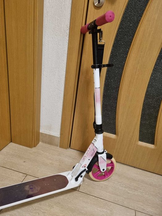 Тротинетка за момиче