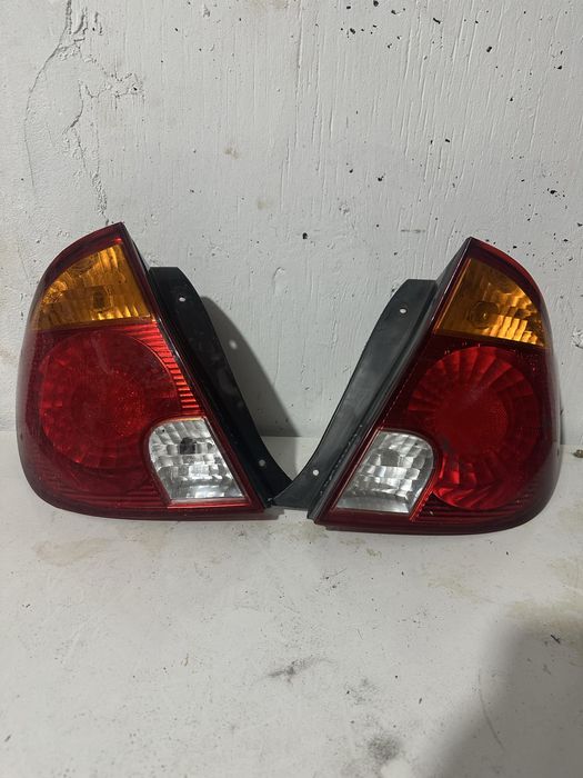 Задние фонари на Hyundai Accent