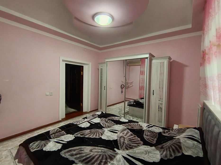 5.5 сотих. 8 хона ли евро ремонт. Газ, Свет, сув, кадастлари бор. Нар