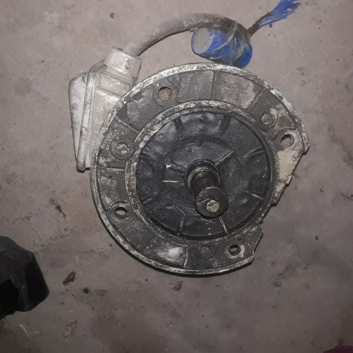 380 v eletron dvigitil