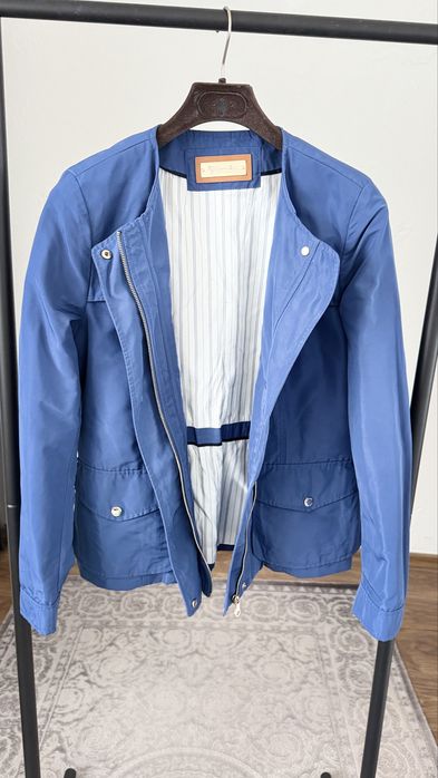 Massimo dutti преходно яке