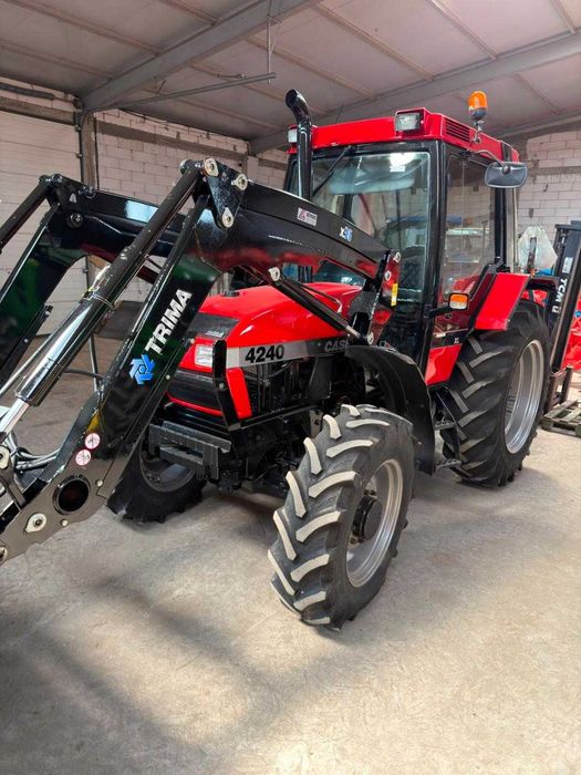 Tractor Case Plus 100 CP cu incarcator frontal profesional TRIMA X 36 NOU + Cupa XXL  Noua Claas New Holland John Deere Fendt Fiat 80 90 Fiat 70 90