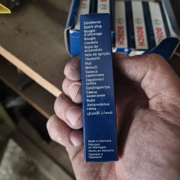 Продам свечи от мерседеса. Новые. Bosch.