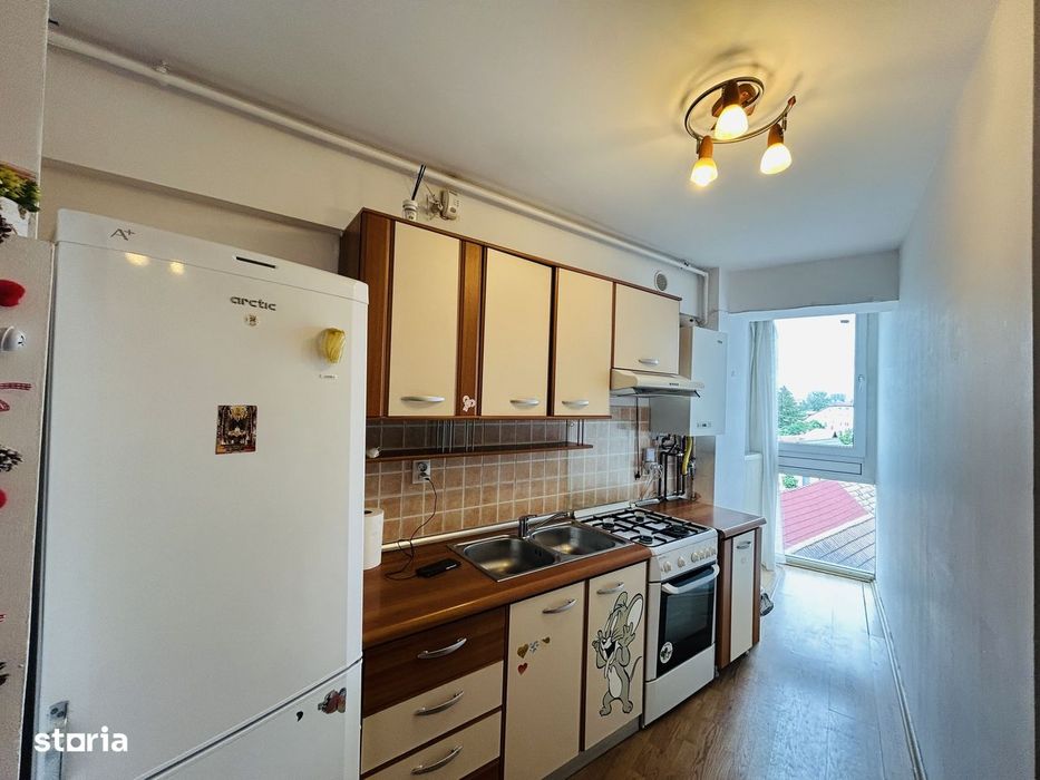 Apartament 2 camere - Etaj 3, bloc cu lift - Turnisor/Sibiu — fotografia 1