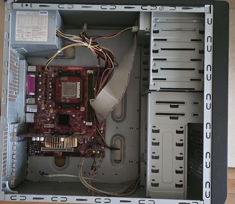 Компютърни части ( цяла кутия)