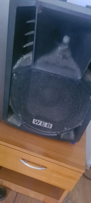 Boxe de vânzare mai multe detalii la telefon