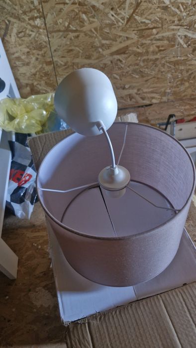 Lustra! Diamentru 30 cm! 3 bucati la fel! 150 lei toate trei sau 50 lei bucata
