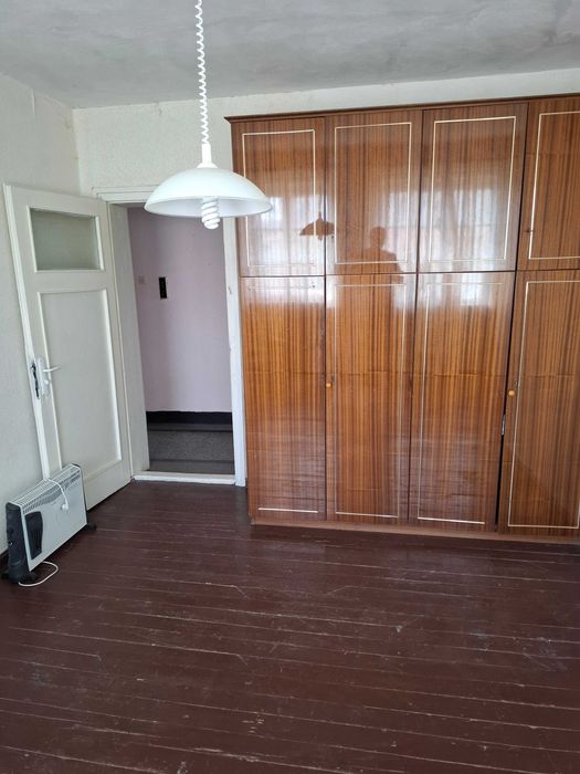 Продава се Тристаен апартамент в Ямбол, Военна база - 94 кв.м за 429 €/кв.м - Снимка #11