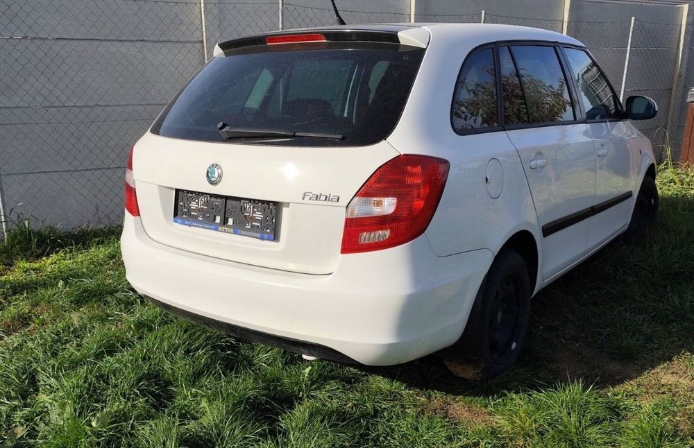 Dezmembrez / Dezmembrari / Piese Skoda Fabia 2 1.6 tdi CAY 2011