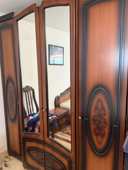 Спальный гарнитур качетво отличное б/у