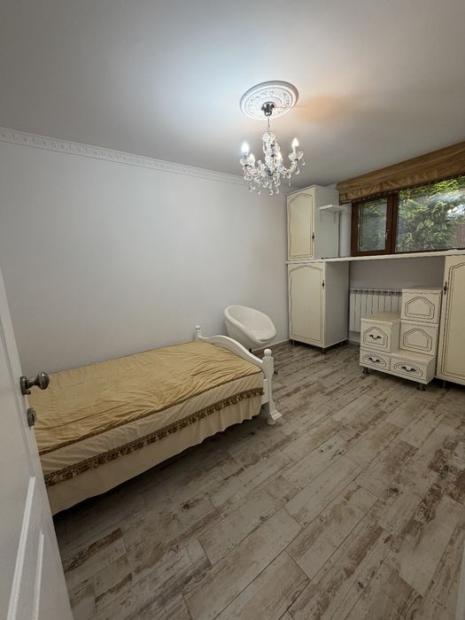 Apartament tip  Duplex de 135 mp, 250 mp gradina, 3 locuri de paracare - 1141 E/mp