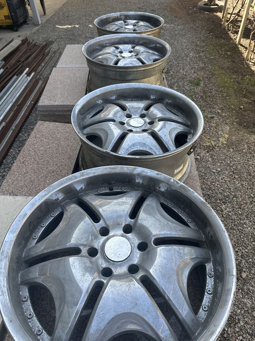 Продам диски R22 алюминиевые