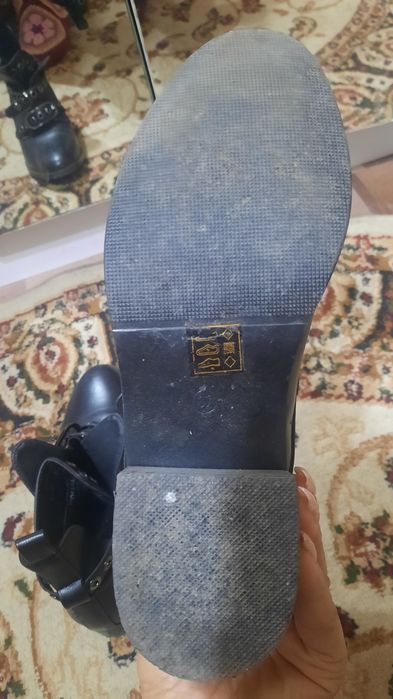 Продам осенний обувь