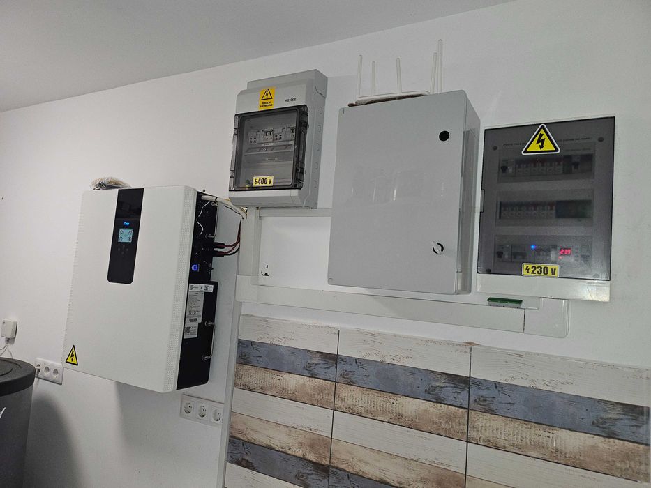 Panouri Solare-Instalatii PV On-grid si Off-grid