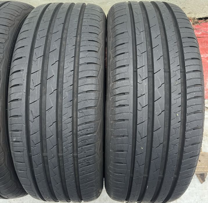 4бр 205/55/16 на 7+мм с 23дот Дебица