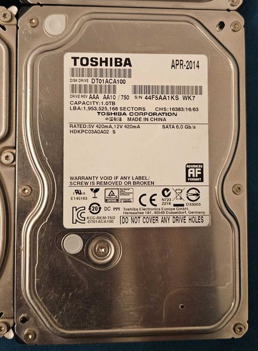 Hard-uri 1TB defecte  3x Toshiba si 1X Seagate
