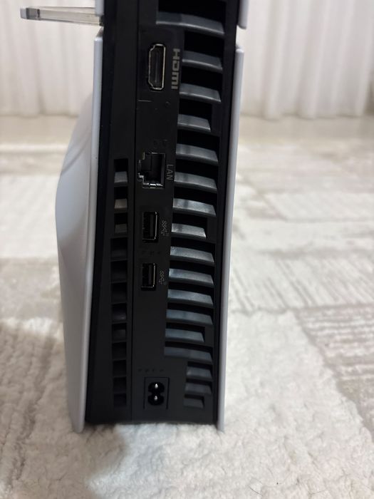 Ps 5, продаётся в идеальный состояние!