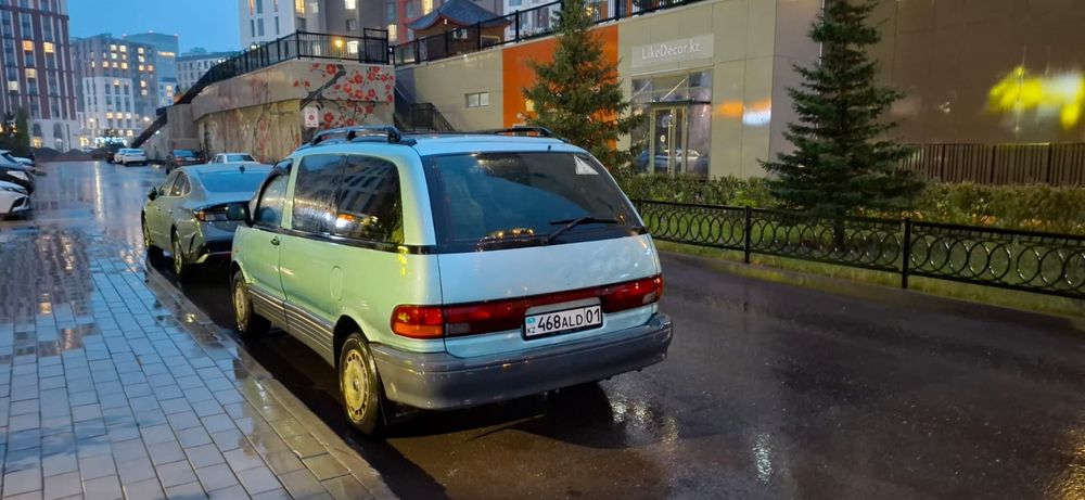 Toyota Previa 1995