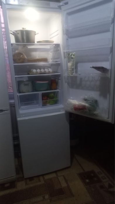 Холодильник техника