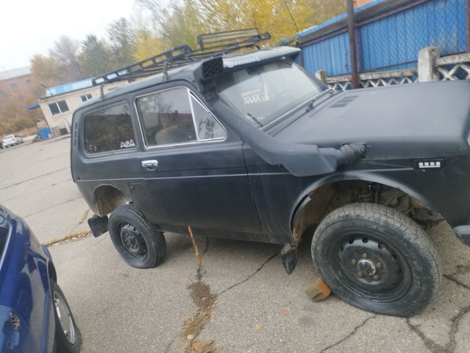 Нива на запчасти