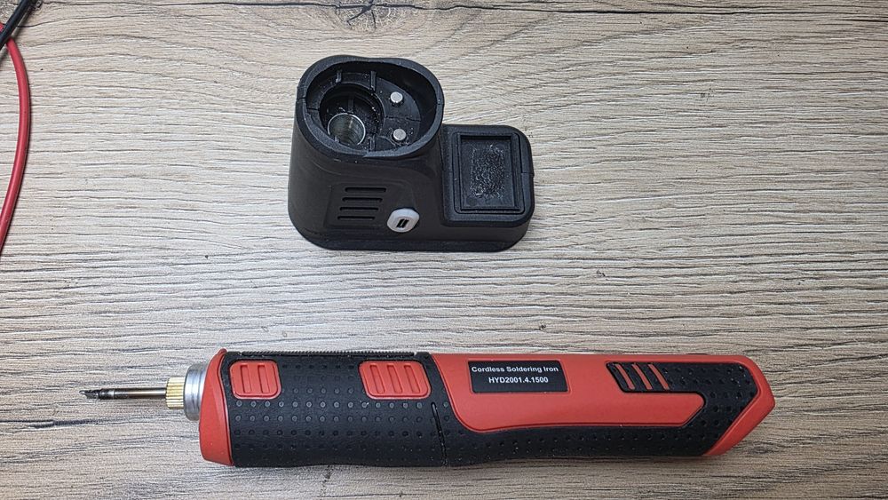 Паяльник беспроводной.