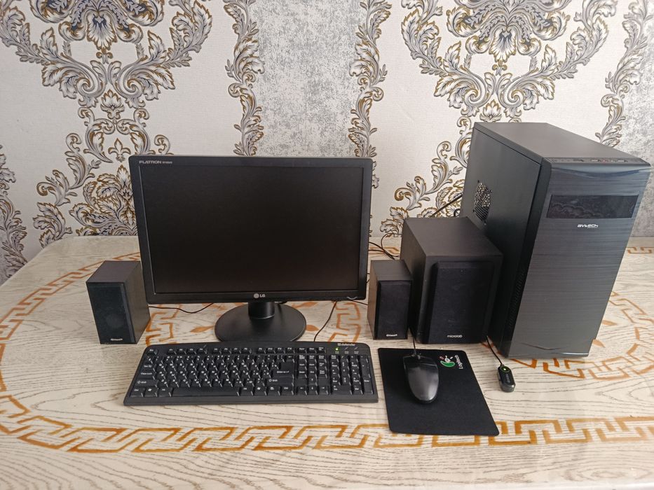 Kompyuter damashniy arzon sotiladi. Xotirasi 750 GB
