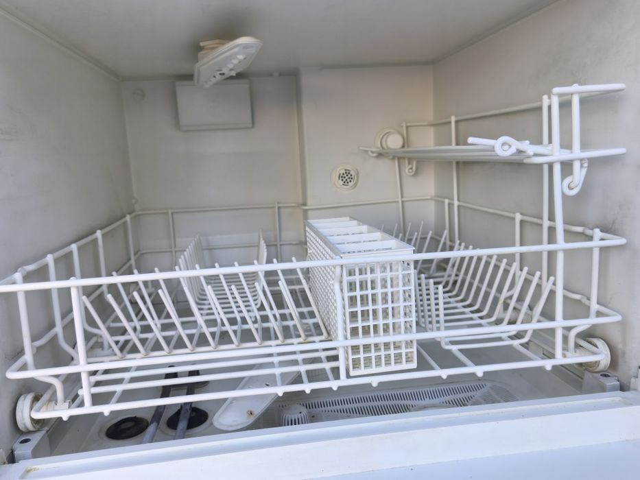 Малка съдомиялна машина Morris