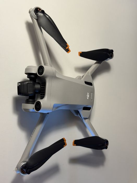 Vand DJI Mini 3 Pro Fly More Kit