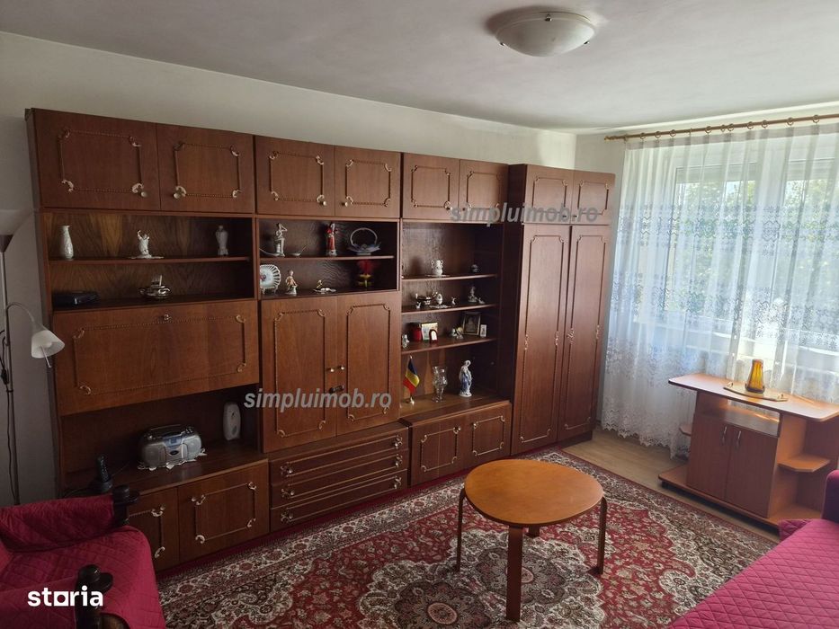 Decomandat 2 Camere Etaj Intermediar Bloc Anvelopat
