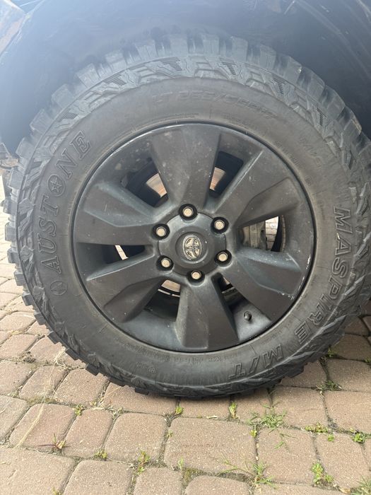 Toyota hilux 4x4 2019