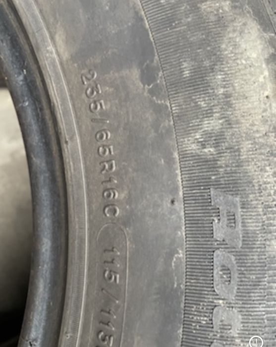 2 Cauciucuri Iarna 235/65/R16C