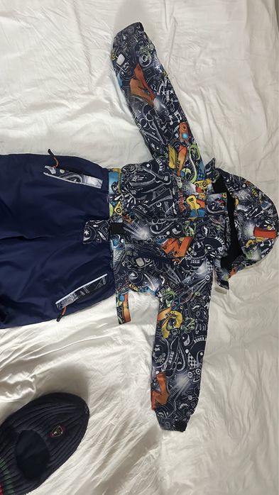 Продаю детский комбинезон