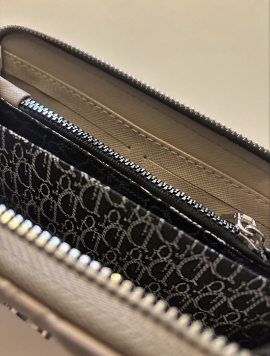 Dior Wallet