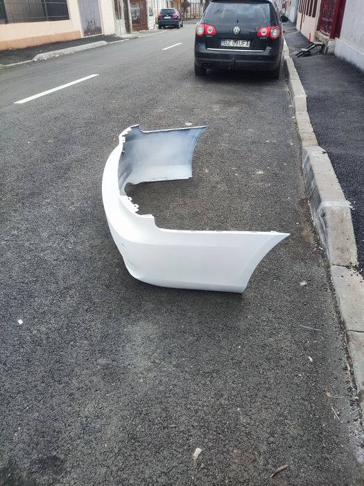 vînd bara spate BMW 320XD  E92 LCI