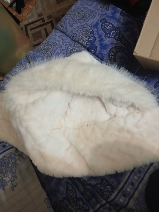 Тёплая зимняя шапка с ушками