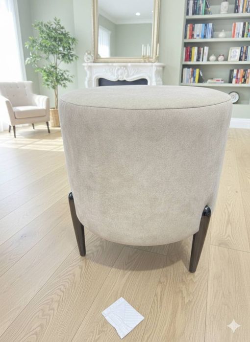 Пуфики на металлических ножках, Pufik