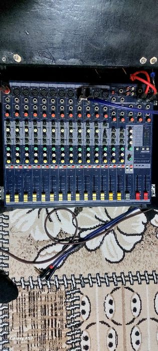 Soundcraft holati yangidek aybi yoq