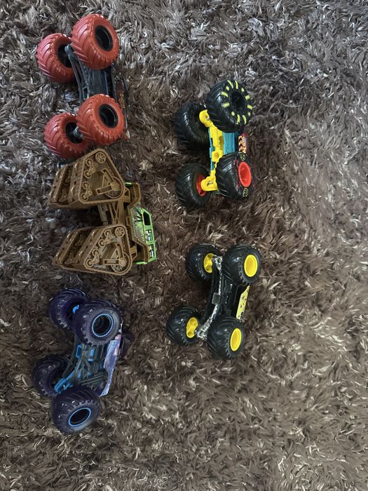Колички Hot Wheels Monster Truck
