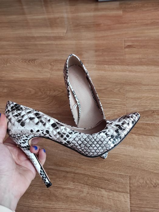 Pantofi stiletto - mărimea 36