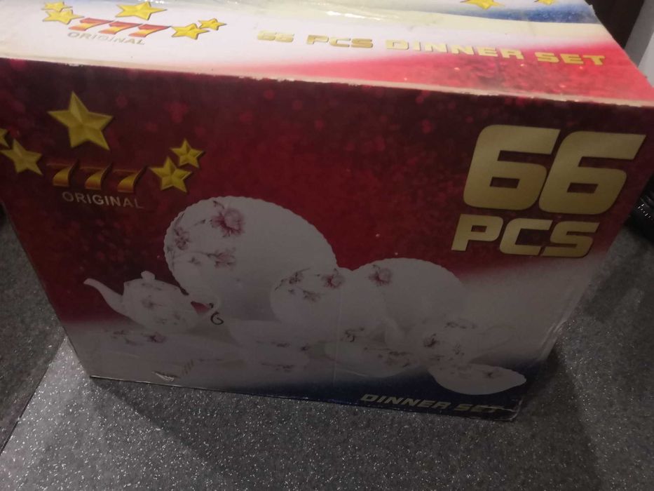 Сервиз на 12 персон 66 предметов