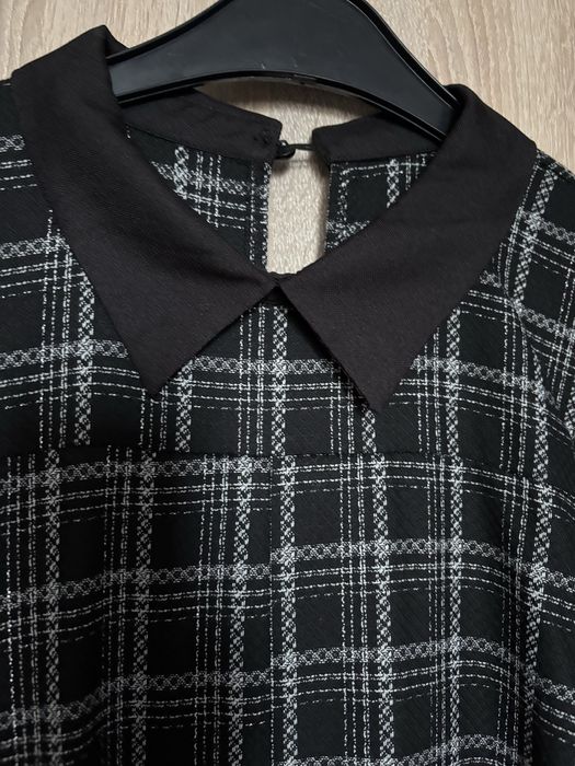 Елегантна черна рокля