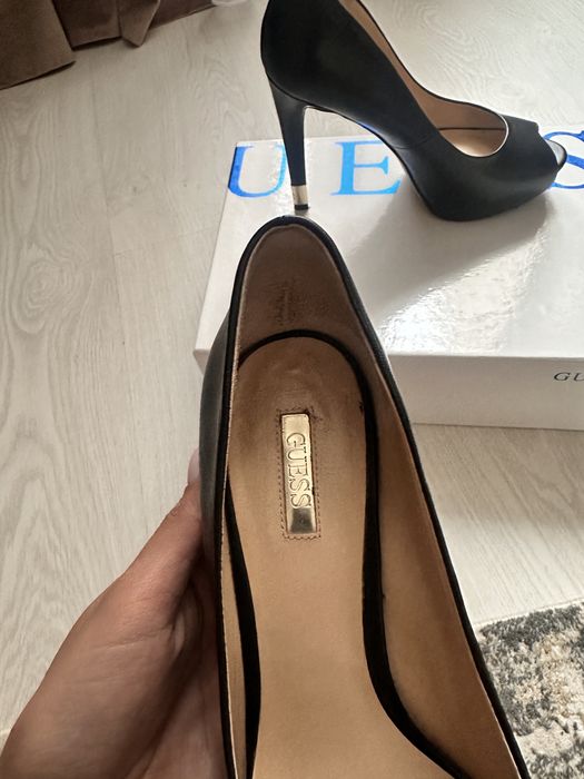 Туфли Guess
