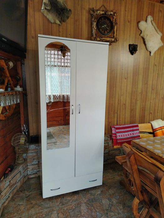 Șifonier de vânzare