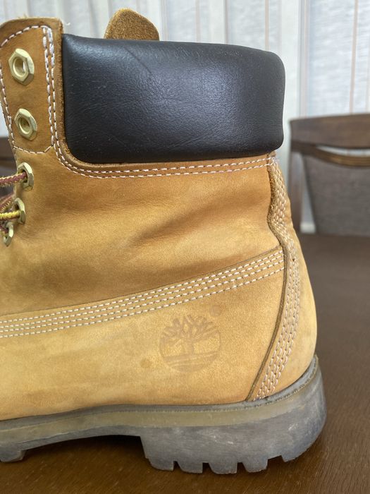 Продам осенние ботинки Timberland